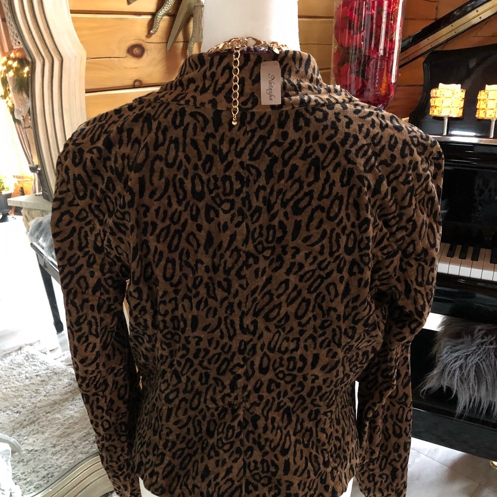 Jacket - Picture 5 of 5